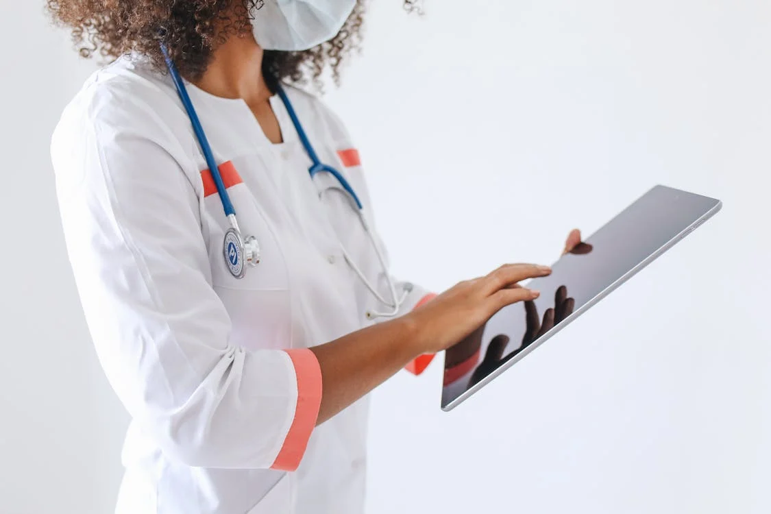 Smart computers help doctors: New ways to spot illness in 2025